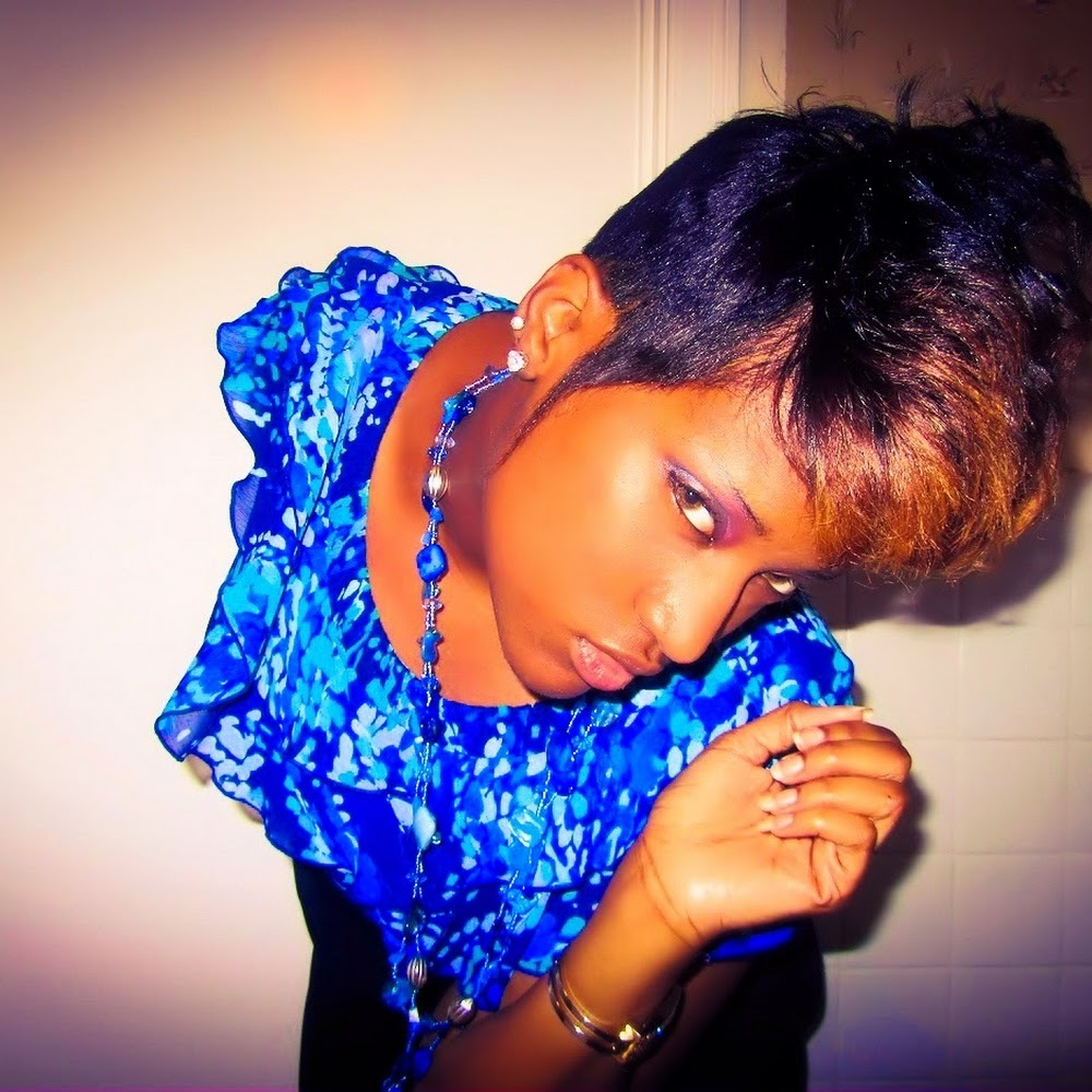Meet your Posher, Shekyra